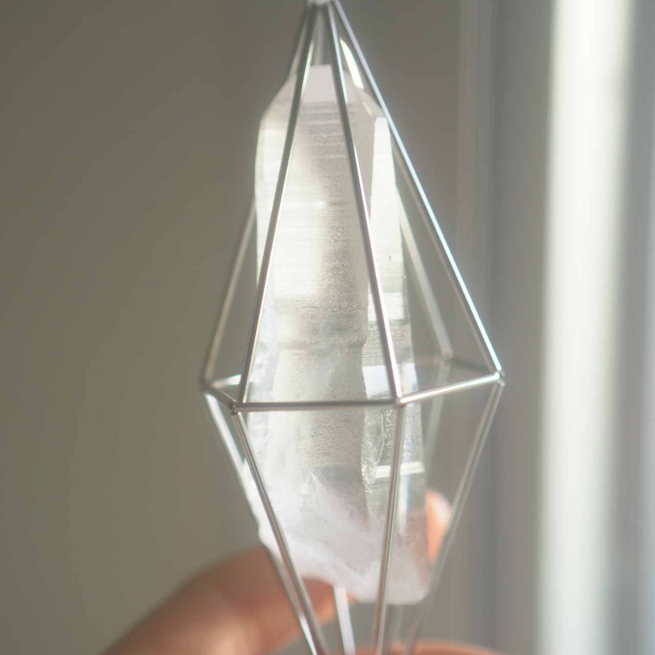 Malena 02 - Lemurian seed crystal / ジェムピラー / Gem Pillar Interior Jewelry