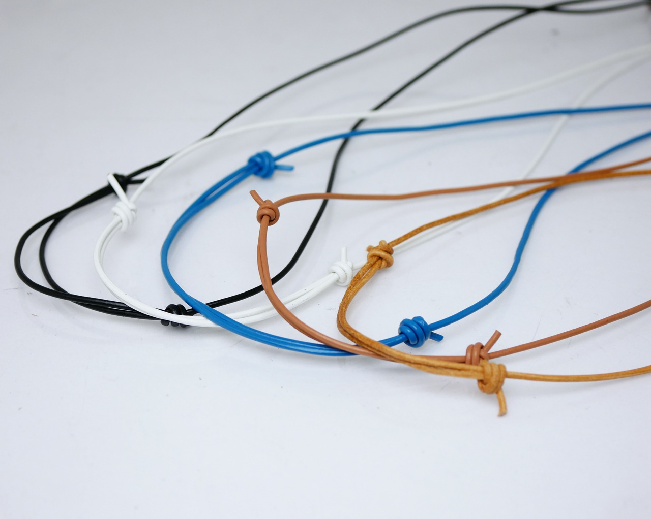 BR512/ Leather necklace(Glasses/Pen holder)