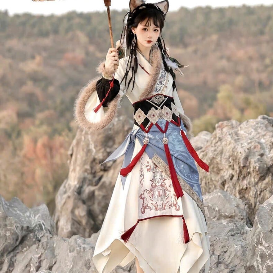 サブカル系 天使と悪魔 中華ロリィタ 4点 セットアップ 民族風 刺繍 タッセル イベント衣装 撮影会