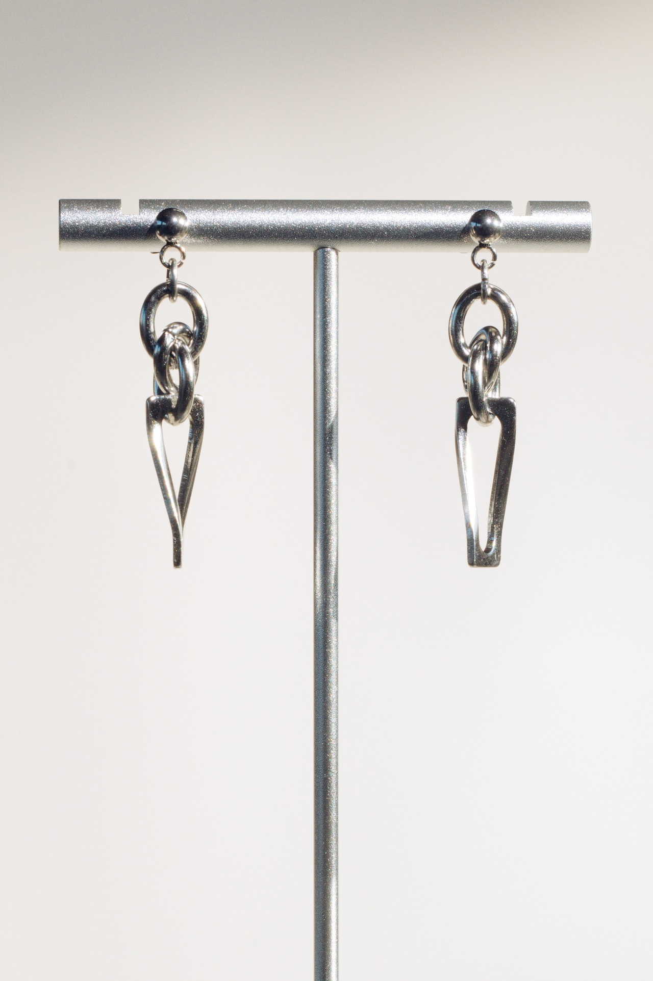 『四角い空』 square chain pierce