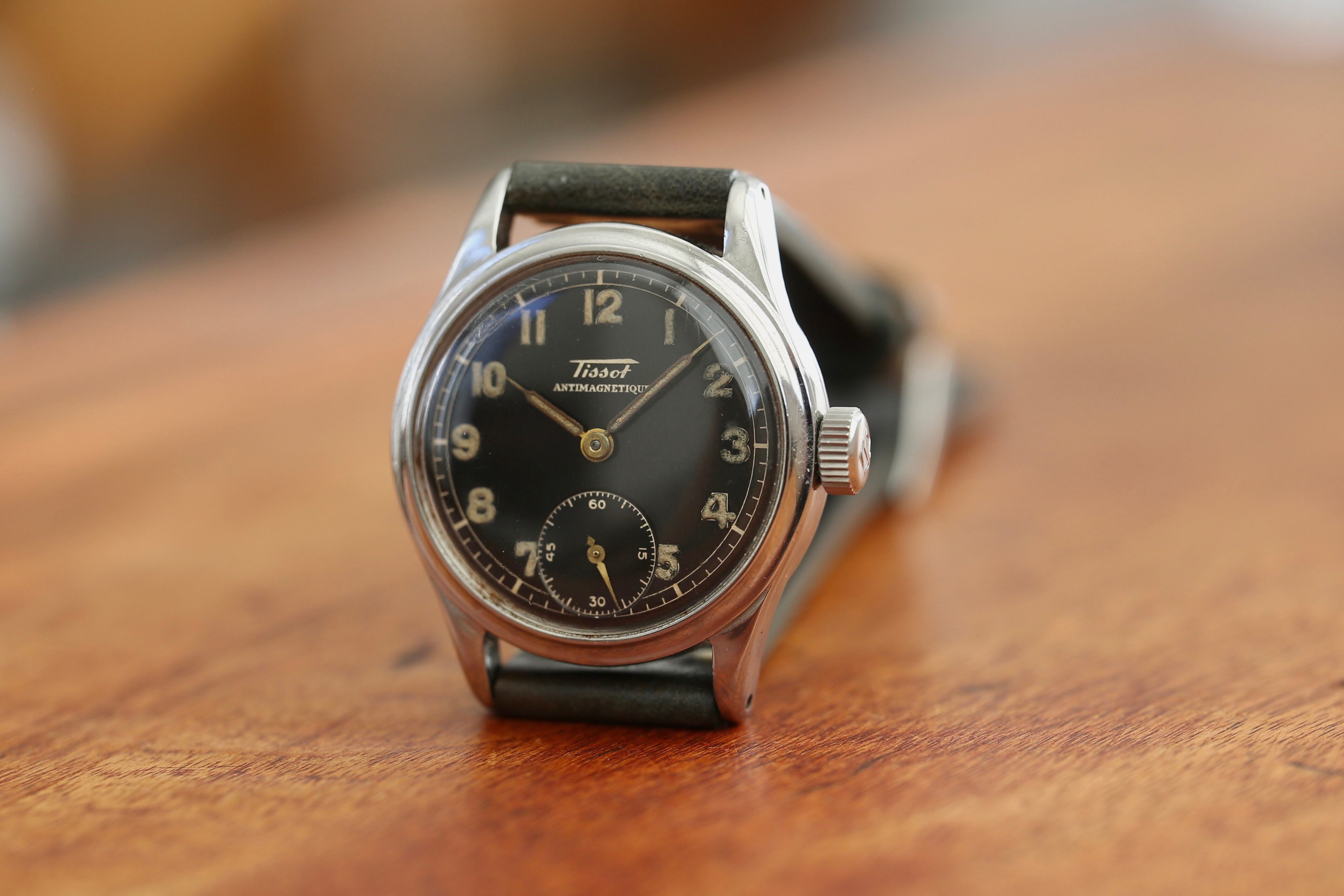TISSOT ティソ QZ 不動 TISSOT】1940年代製 ティソ アンチマグネティーク スモール