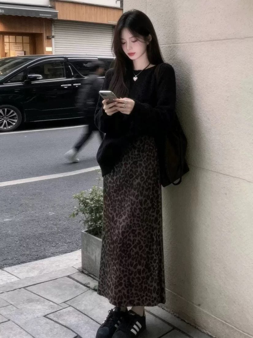 150cm〜 レオパード柄のストレートロングスカート