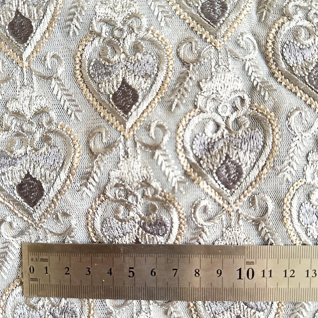 インド刺繍生地 ハート くすみブルー 7129 | インド刺繍リボン専門店