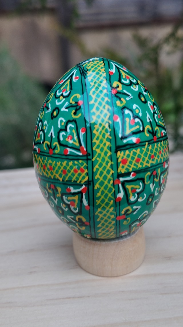 装飾用木製プィサンカ（イースターエッグ）with stand　コロミヤモデル