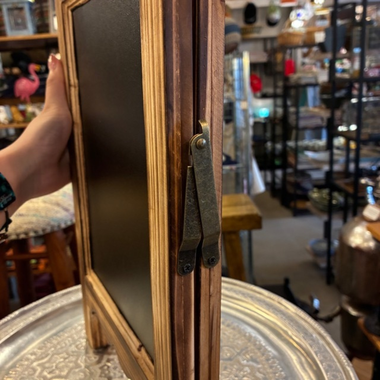 Wooden Chalkboard S / ウッデンチョークボード Sサイズ 看板 立てかけ スタンド 黒板 両面 折り畳み可 ウェルカムボード 店舗ディスプレイ 案内板 木製 アンティーク調 かわいい ナチュラル ウッド