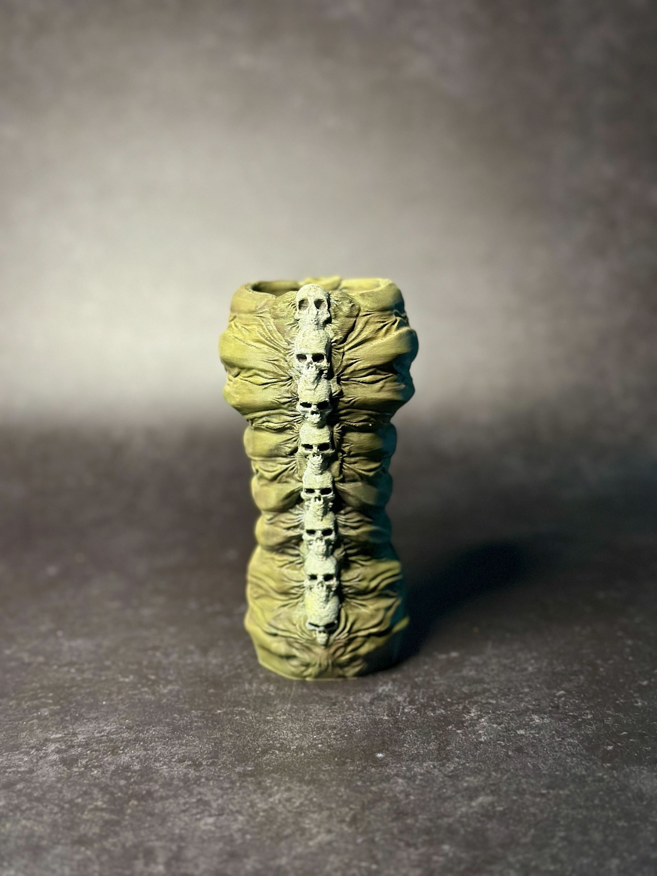 The DarkVessel  花瓶 / FlowerVase