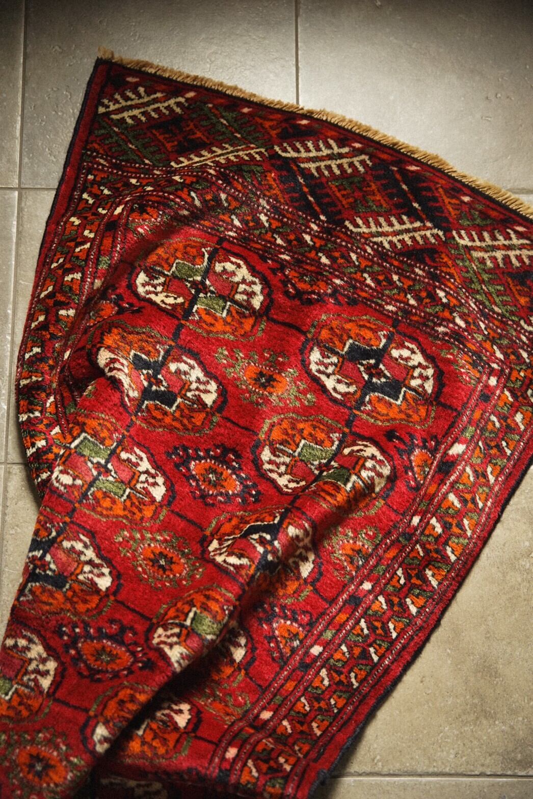 768 -Vintage Turkmen Tekke rug