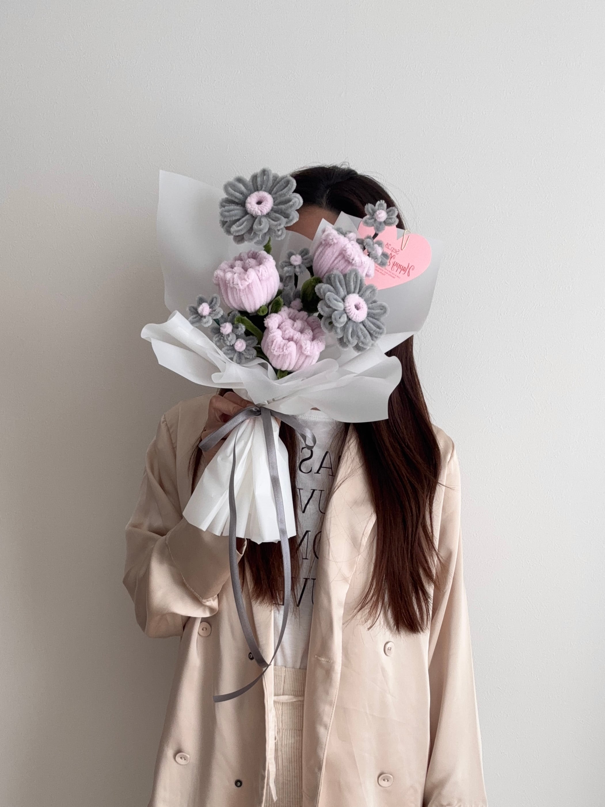 pink×gray G bouquet【モールフラワー8本】 | VOMUL