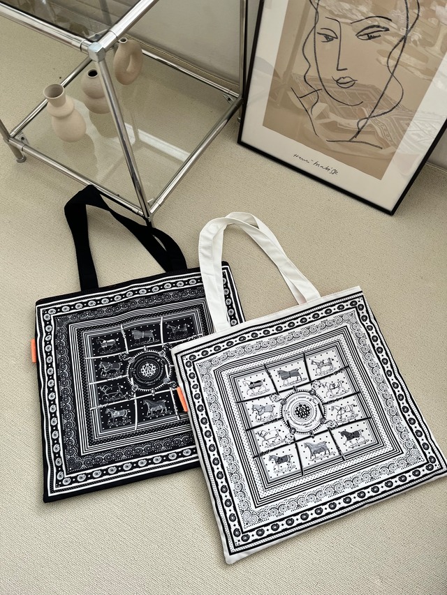 即納◆ホース柄スカーフ風トートバッグ-Niel