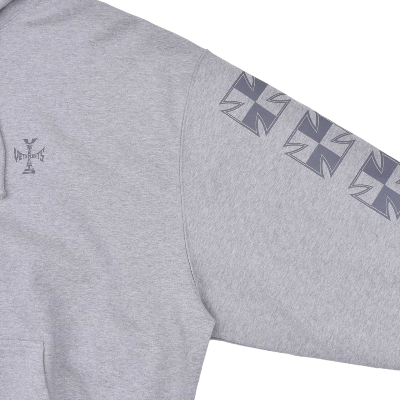 【VETEMENTS】EMBROIDERED BIKER CROSS SLEEVES ZIP-UP H - 11