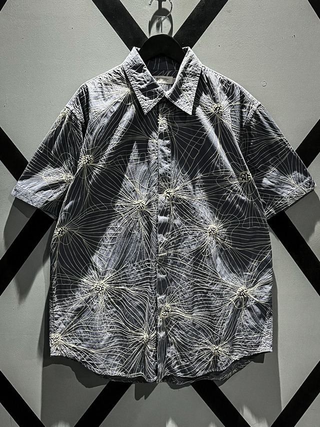【X VINTAGE】Artistic Embroidery Total Pattern S/S Shirt