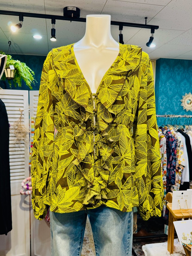 ルーズフィットシャツ