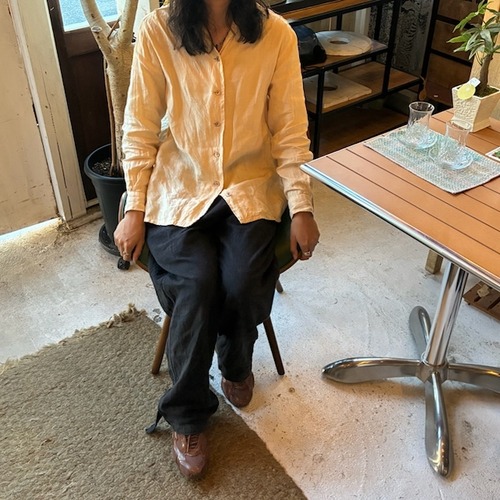 Walnut & Leather Round Back Chair　ウォールナット＆レザーラウンドバックチェア　グリーン　椅子　PUレザー　1人掛け用　リビング　キッチン　ダイニングチェア　ミッドセンチュリー