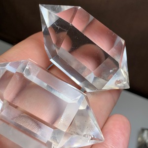 2.透明✩水晶ダブルポイント