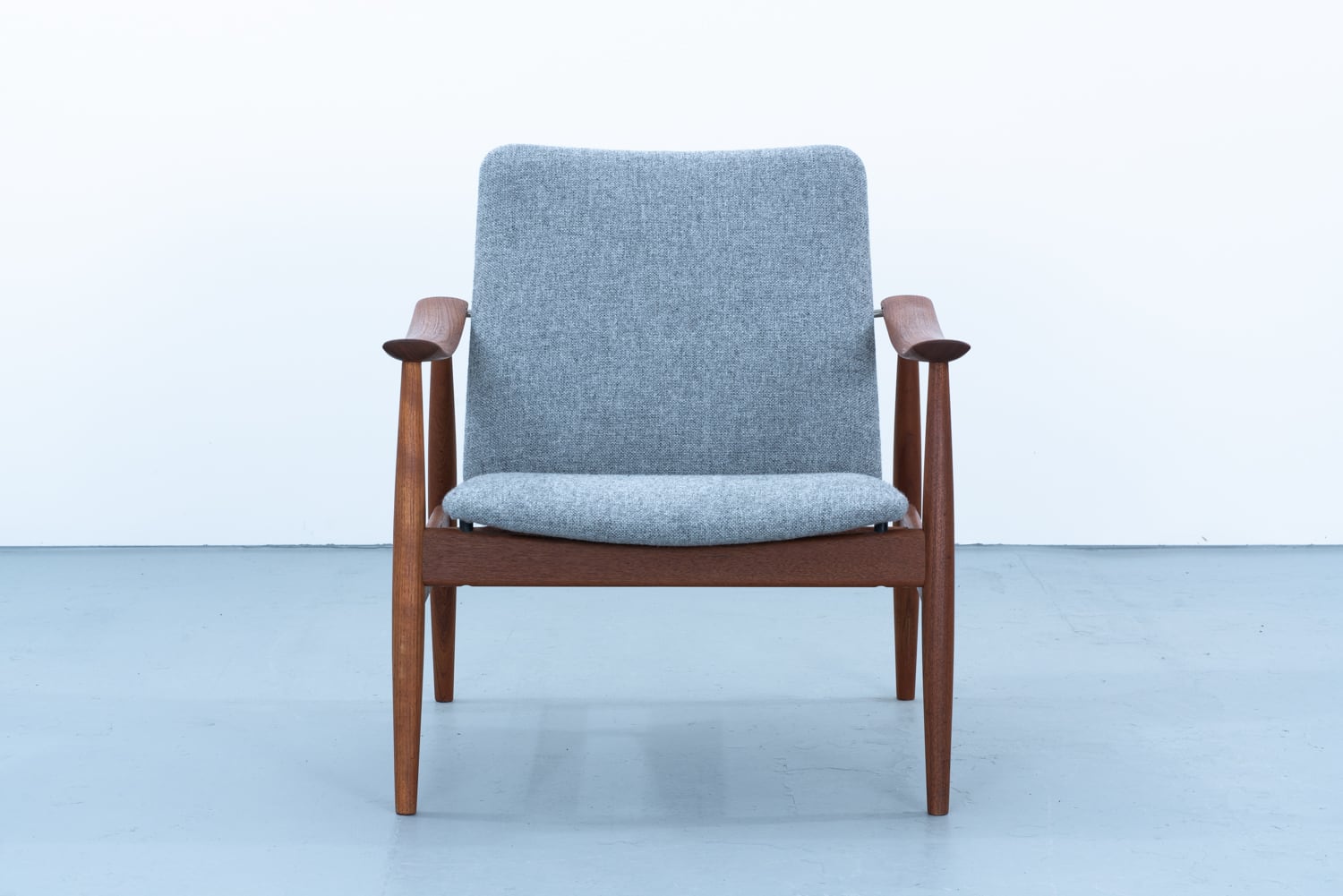 Finn Juhl | フィン ユール | kaikki gallery | 北欧ヴィンテージ家具