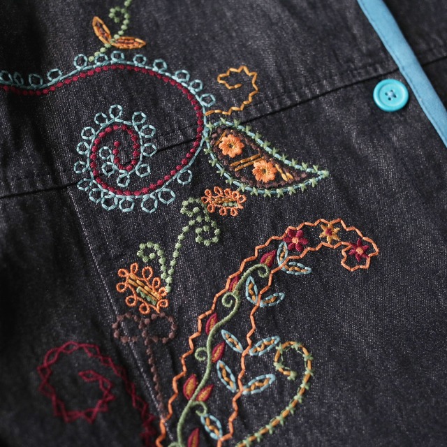 piping and embroidery art design black denim jacket