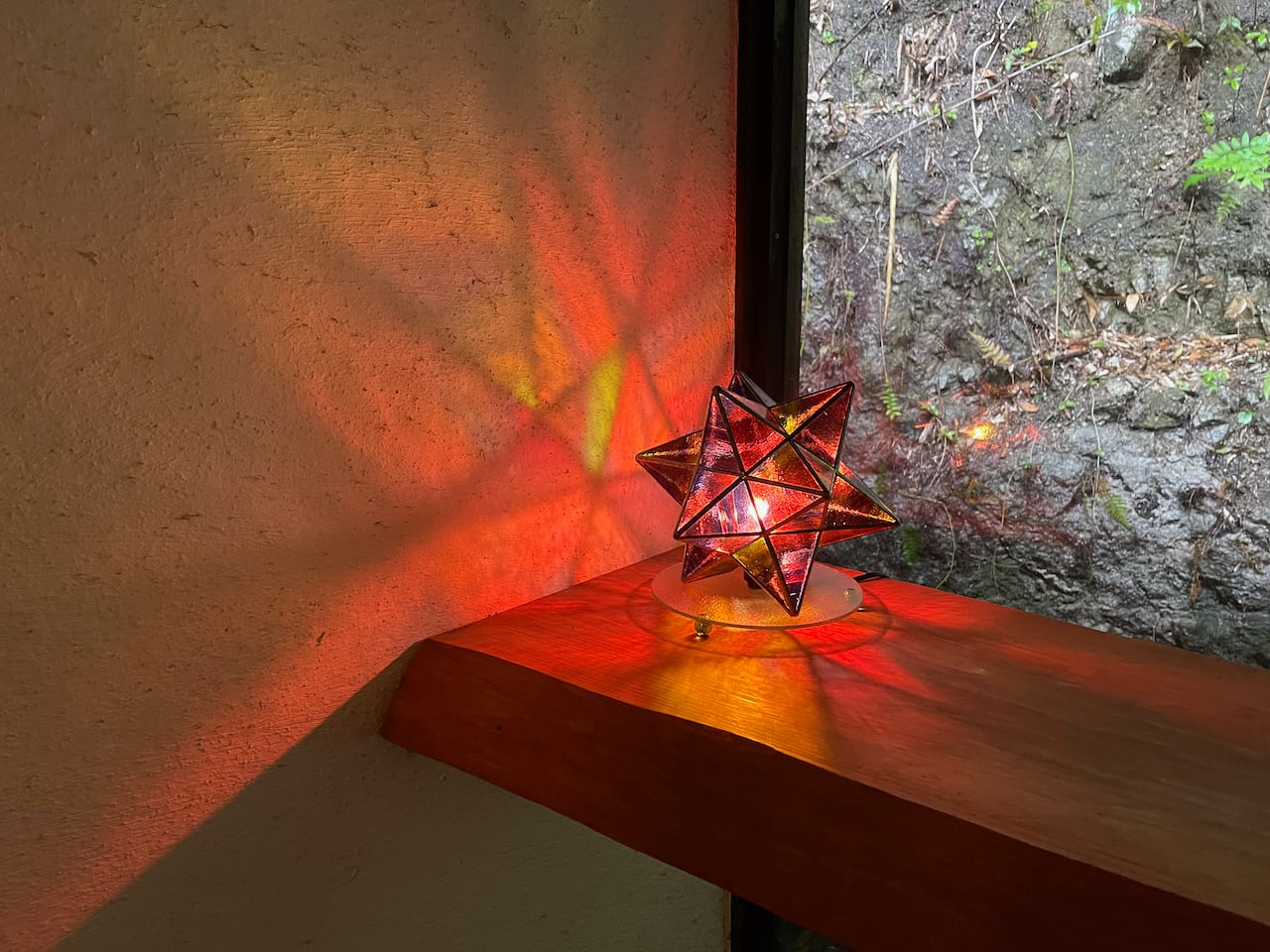 限定品】星のランプ（RED）（ステンドグラスのオブジェランプ