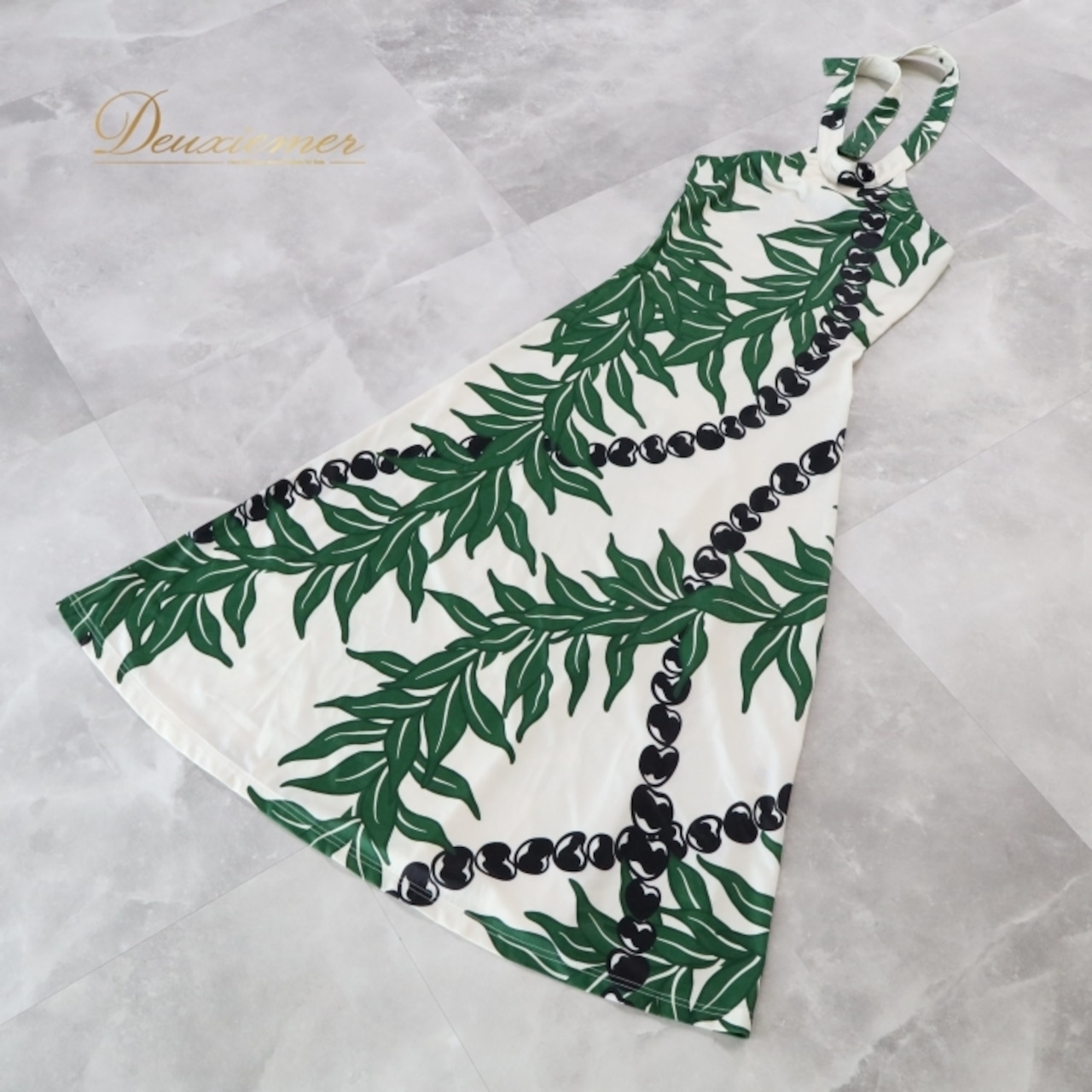 フラダンス 衣装 ワンピース ドレス ホワイト系 IMua ハワイアンプリント アロハ フラ ダンス レッスン 練習 ノースリーブ リボン ハイネック 華やか 鮮やか かわいい おしゃれ 上品 大人っぽい グリーン系 ブラック系 白 緑 黒 フレア ロング丈 スポーツウェア パーティー ドレスアップ