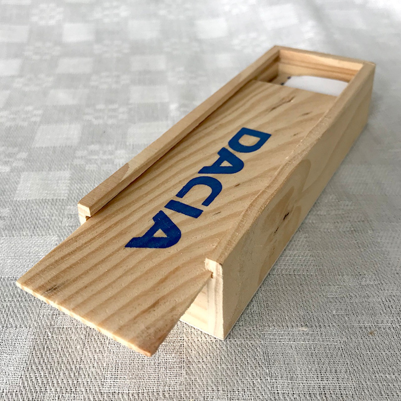 ドミノ・DACIA 　Domino 　フランス蚤の市 14otag17