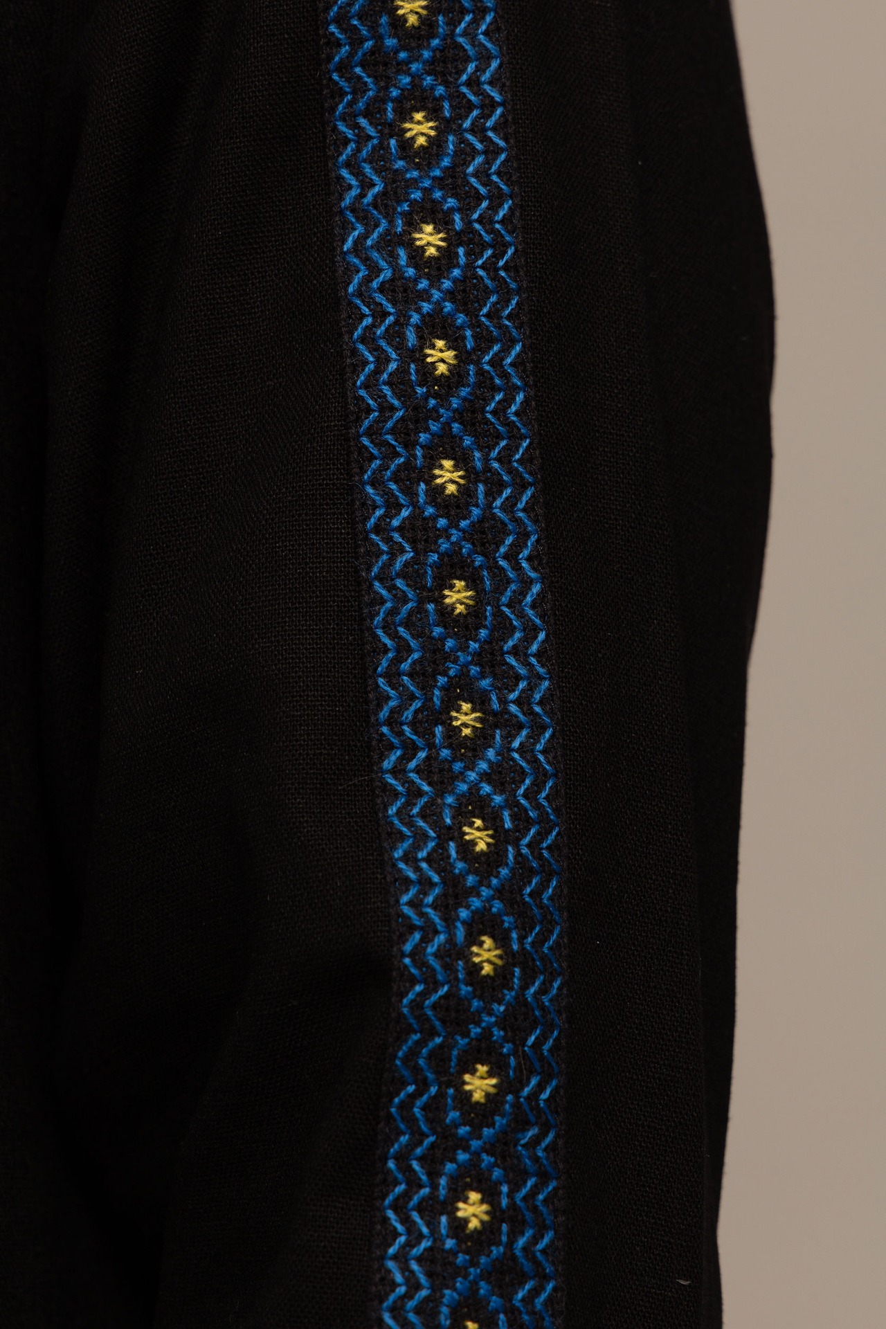 ウクライナ刺繍ヴィシヴァンカ　手刺繍　Lサイズ　メンズ - 14