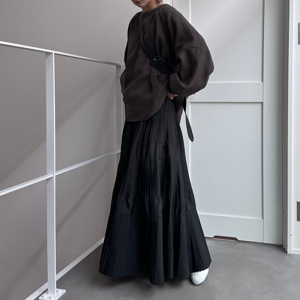 レイヤーオーガンジースウェットPO/チャコール