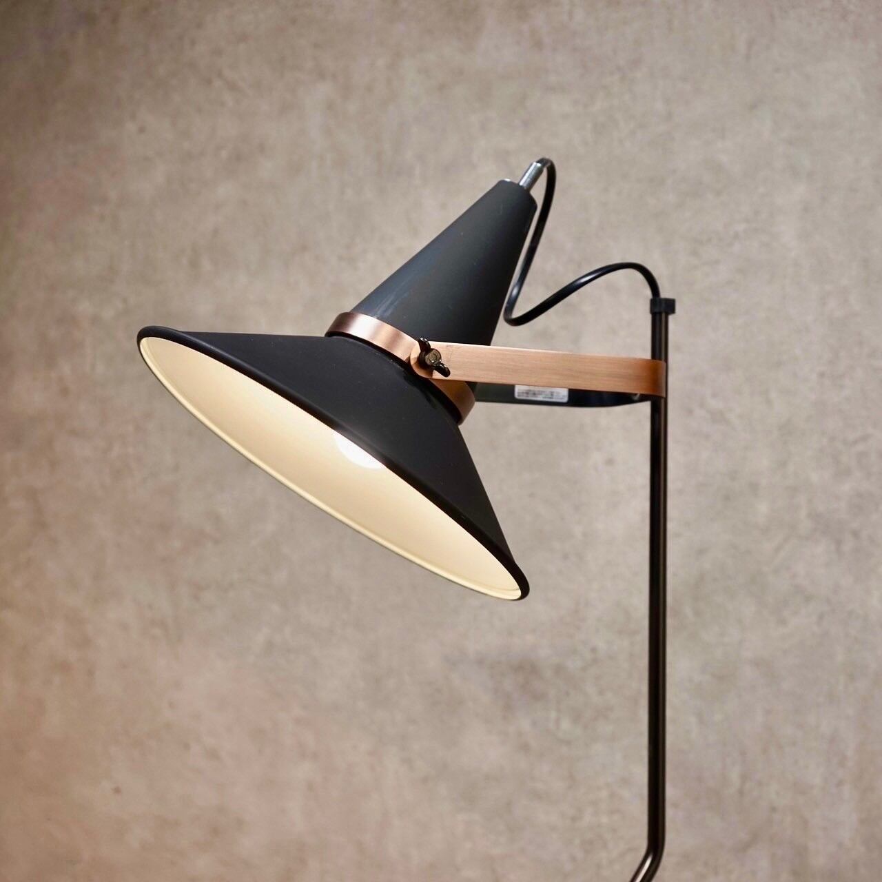 ディ クラッセ Studio D フロアランプ インダストリアルモダン美品