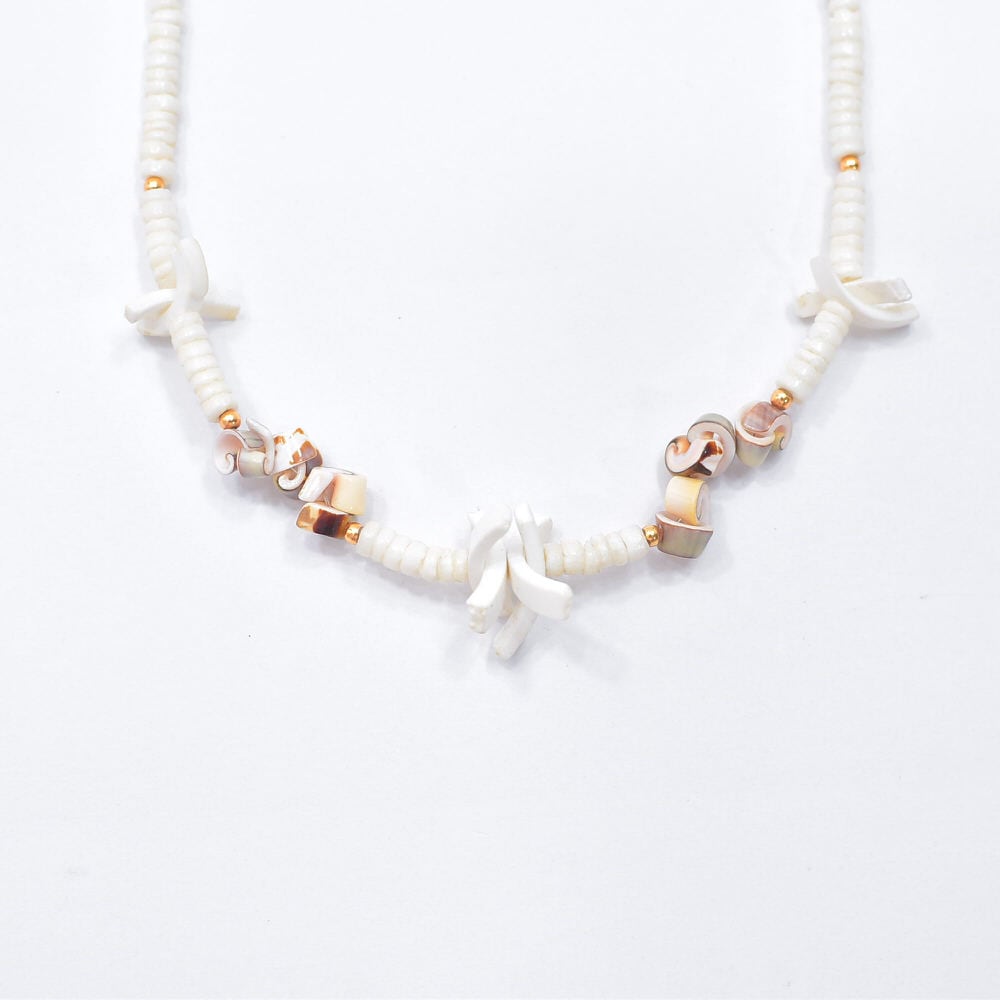 70~80s Used ヒーシーシェルビーズ デザイン チョーカー ネックレス ボヘミアン サーフスタイル ホワイト ヴィンテージ 首飾り ビンテージ 古着 レディース