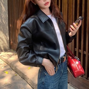 レディース ジャケット アウター 上着 レザーブルゾン レザージャケット 長袖 襟付き ファスナー 前開き かわいい 大人可愛い カジュアル おしゃれ かっこいい メンズライク マニッシュ ボーイッシュ クール 存在感 かっちり アメリカン アクティブ ワイルド 無地 春 秋 デート お出かけ 旅行 公園 女子会 休日 ショッピング コンサート ライブ お花見 カフェ ランチ 重ね着 プチプラ 普段使い 着回し インスタ映え S M L カラバリ バーガンディ 黒 ブラック ベーシックカラー 大人カラー