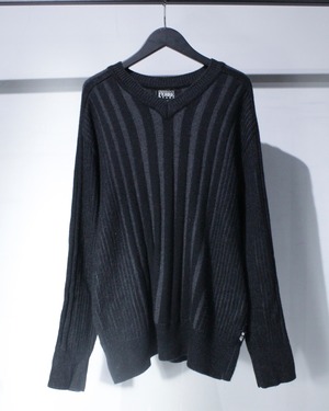 【Caka BLACK】“GIANFRANCO FERRE JEANS” Vintage V Neck Knit