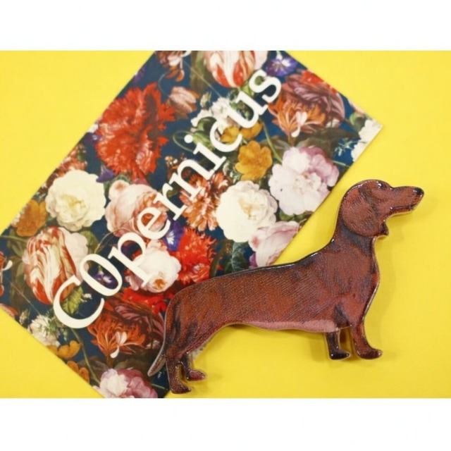 ダックスフンド/仔犬モチーフのヘアクリップ/前髪用ヘアクリップ/子供用ヘアクリップ送料220円〜C0pernicus