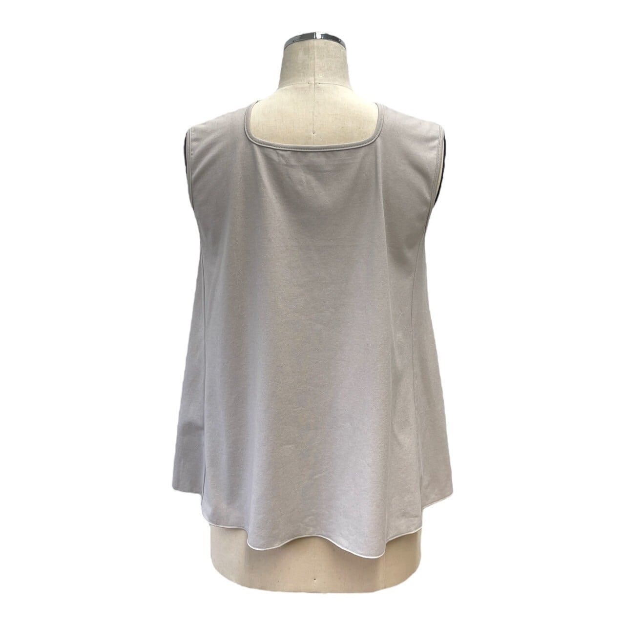 ayane スクエアネックフレアータンクトップ(N) | whispermusee 