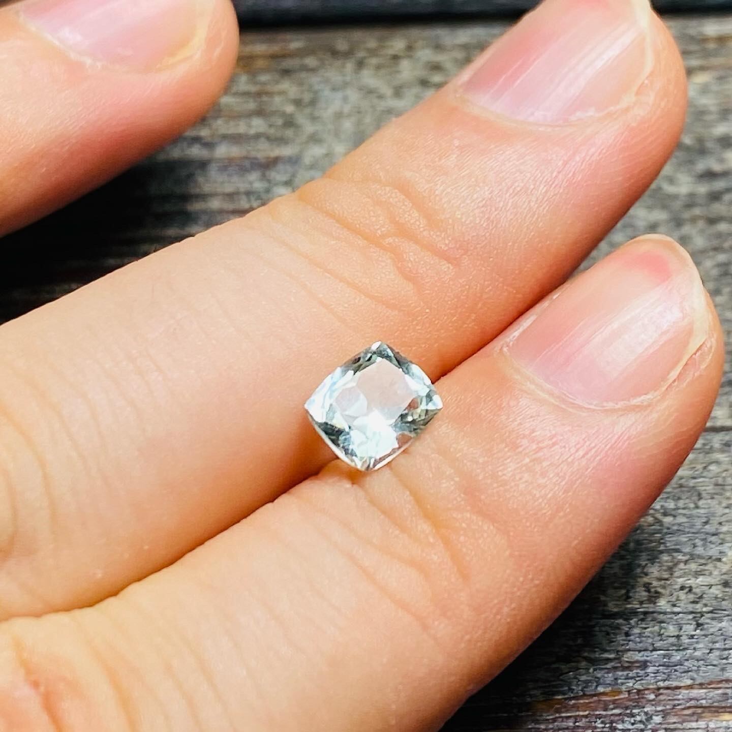 ラムネカラーのトルマリン