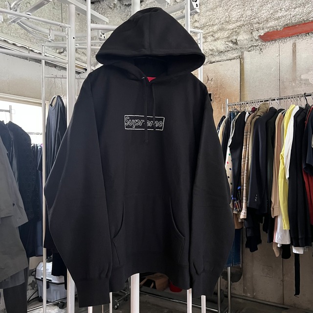 Supreme シュプリーム KAWS Chalk Logo Hooded Sweatshirt パーカー 