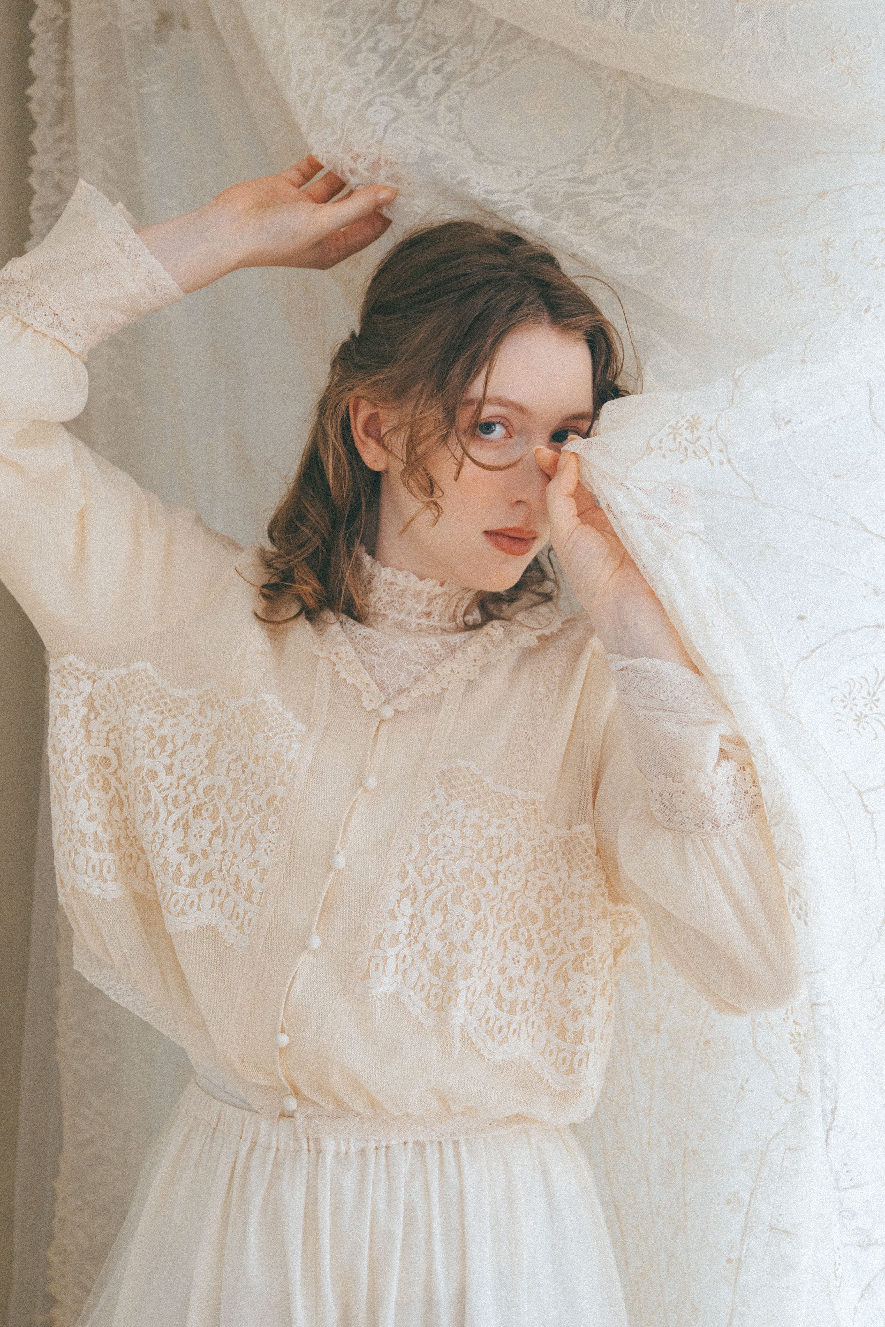tete cottonlace＿blouseコットンレースブラウス　モカベージュ ボリューム袖レースブラウス [C5315] - レディースファッション通販