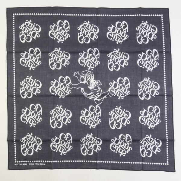 Girls Don't Cry バンダナ 未開封 Girls Don't Cry バンダナ ネイビー