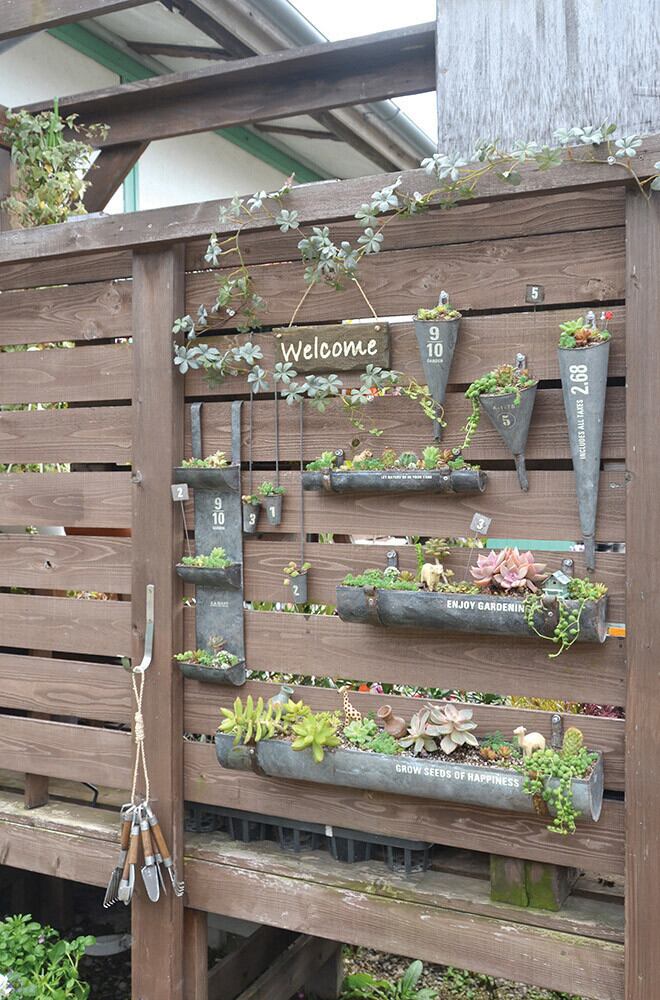 昭和レトロ　ガーデニングオーナメント　クラシックカー　シャビー　ジャンクガーデン 昭和レトロ ガーデニングオーナメント クラシックカー シャビー