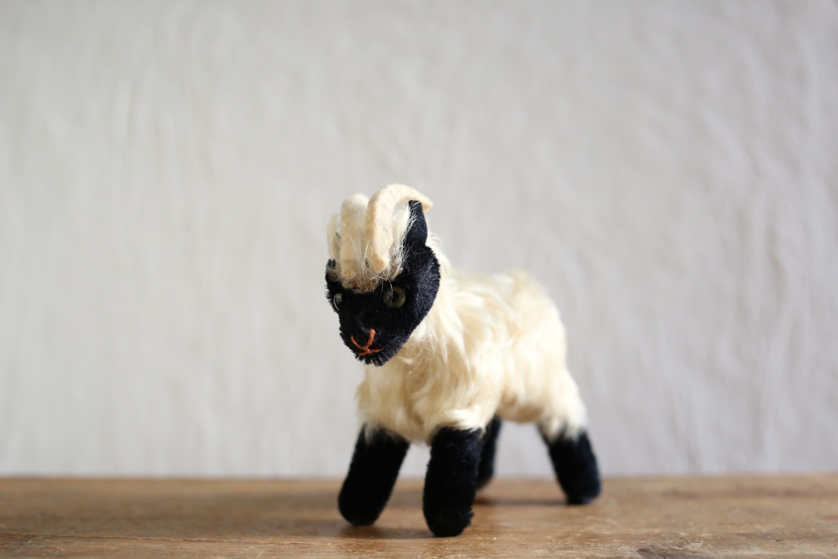 ドイツ ヴィンテージ Steiff シュタイフ 『Snucki』 山羊 12cm