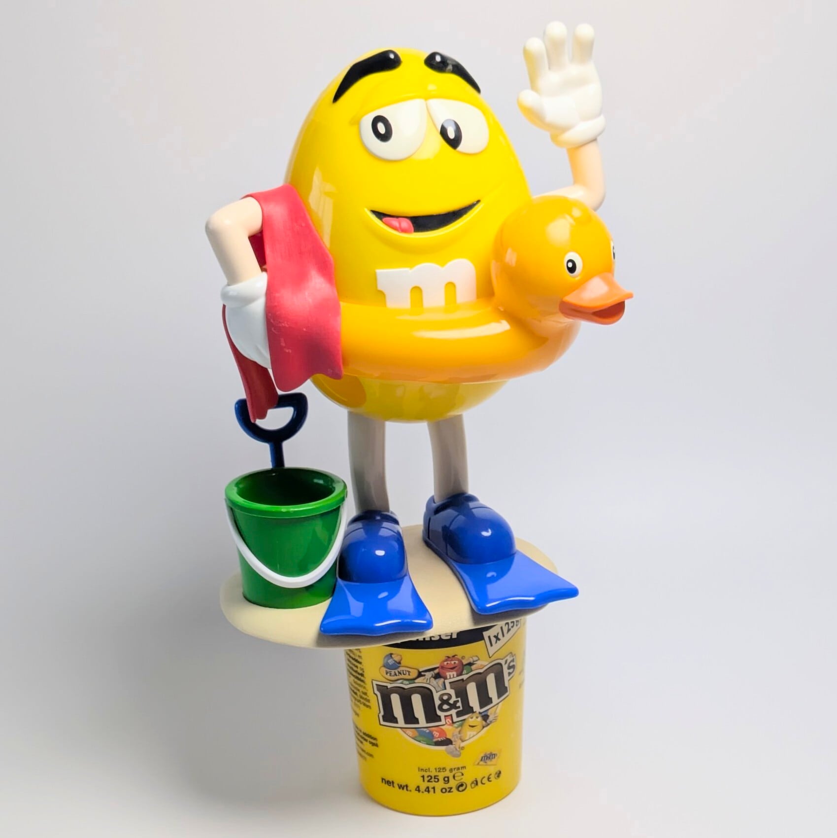 ☆ VINTAGE ☆【 m&m's  ( エムアンドエムズ ) 】Summer Beach / サマービーチ / アヒル浮き輪 / ディスペンサー コレクション  / イエロー 〚アメリカン雑貨 アメトイ〛