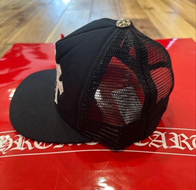 CHROME HEARTS クロムハーツ クロスパッチ メッシュ キャップ CHROME HEARTS クロムハーツ クロスパッチ メッシュ キャップ