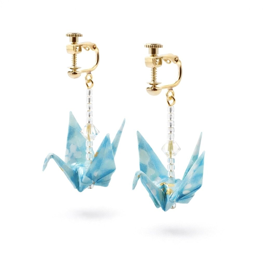 折り鶴イヤリング(クリスタル付)|水色