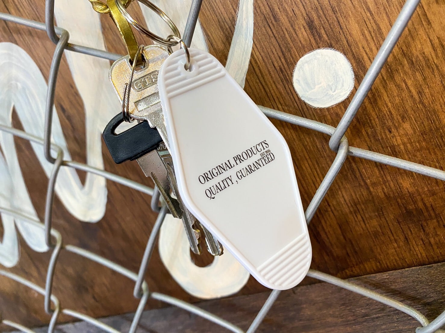 新作/3色展開】TRADE MARK MOTEL KEY HOLDER | OLDENTIMES OKINAWA