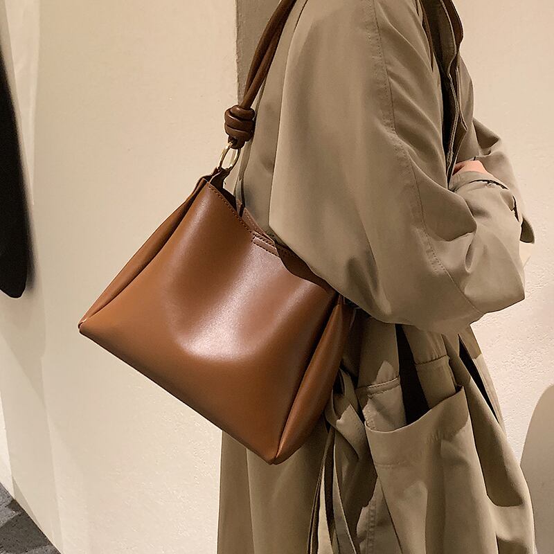 オータムウィンタースタンダード レトロ 秋物 冬物 トートバッグ Tiancai_Wing_Bag74741871548