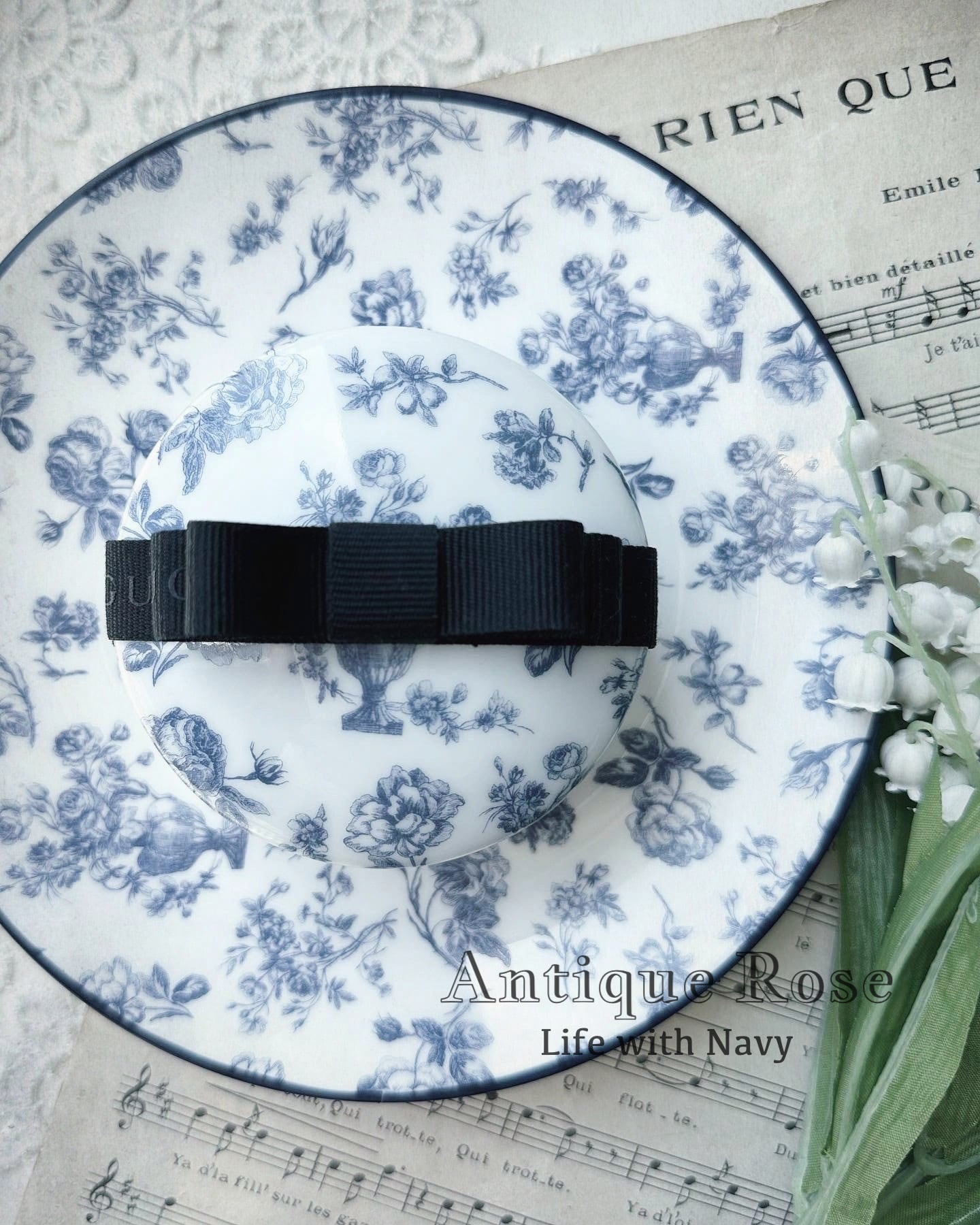 アンティークローズ転写紙 レッド | Life with Navy【ポーセリンアート