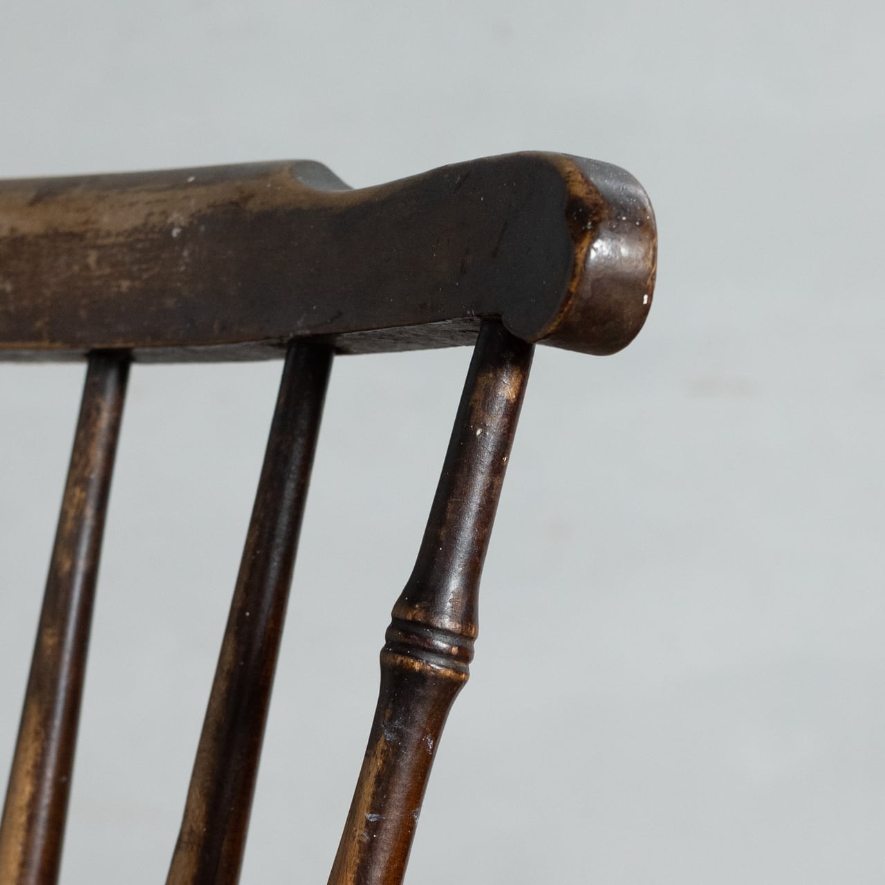 Ibex Chair / アイベックスチェア〈ダイニングチェア・ウィンザー