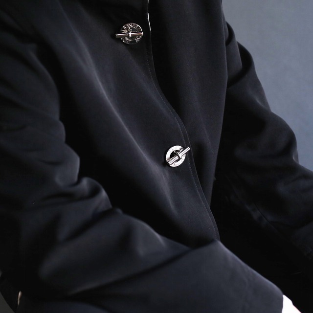 metal hook button l/s high-neck hooded jacket