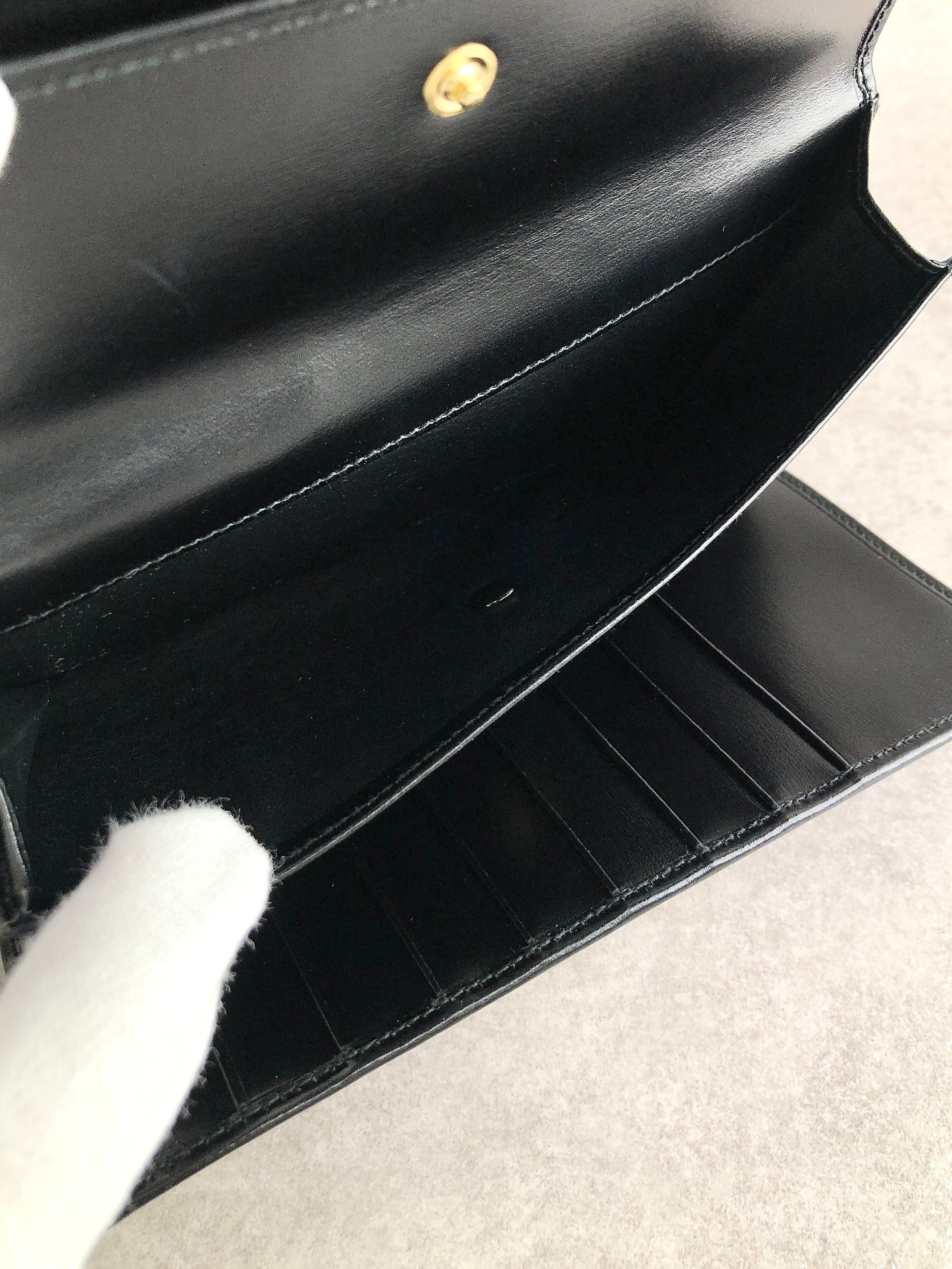 Cartier カルティエ 財布 ブラック パンテール レザー 三つ折り財布