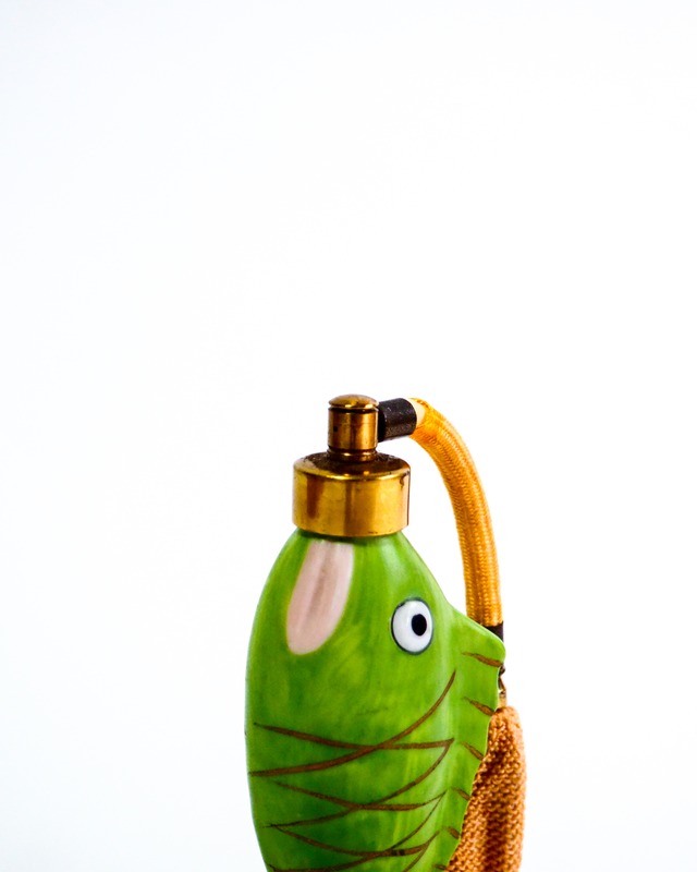 90s Ceramic fish-shaped perfume pump