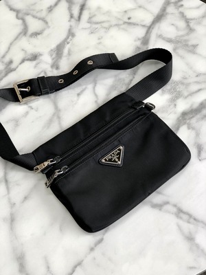 PRADA プラダ トライアングルロゴ テスートナイロン ウエストバッグ 