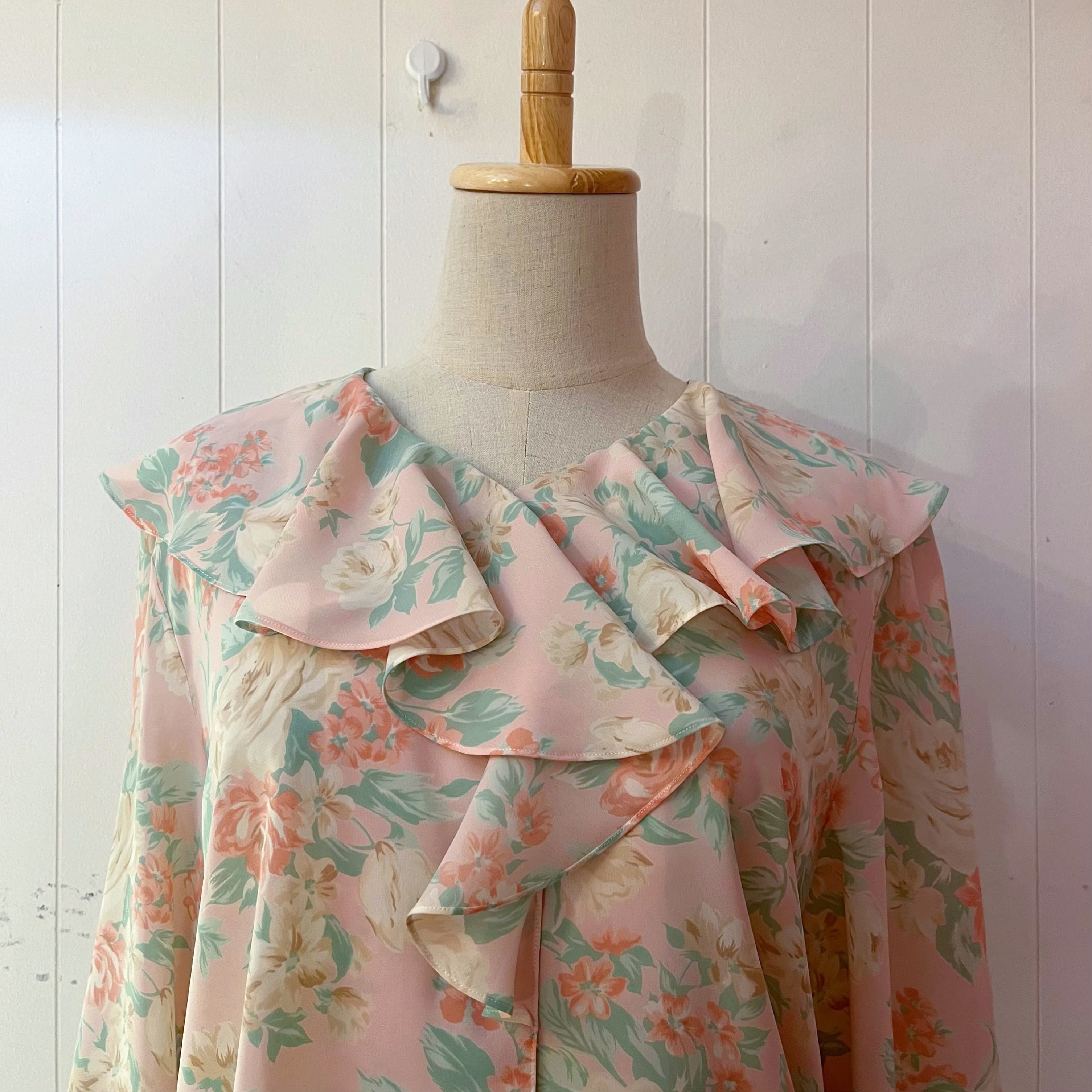 flower frill collar pink blouse
