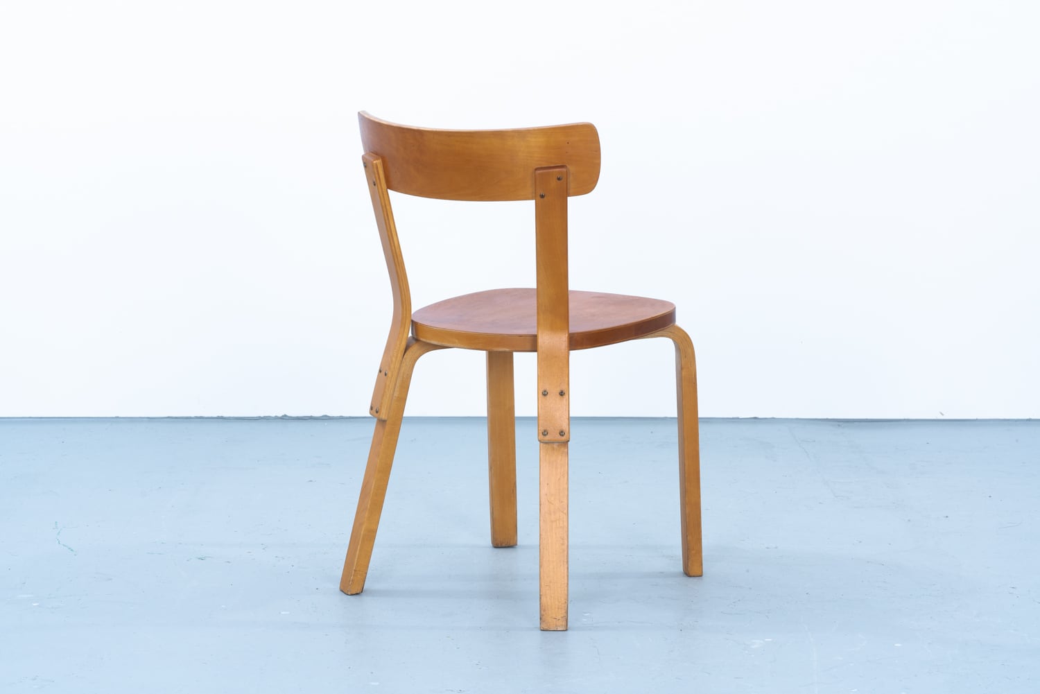 Alvar Aalto artek Chair69 北欧ヴィンテージ 北欧家具 Artek Alvar Aalto - 69 Chair - Seat & Backrest Lacquered - Artek
